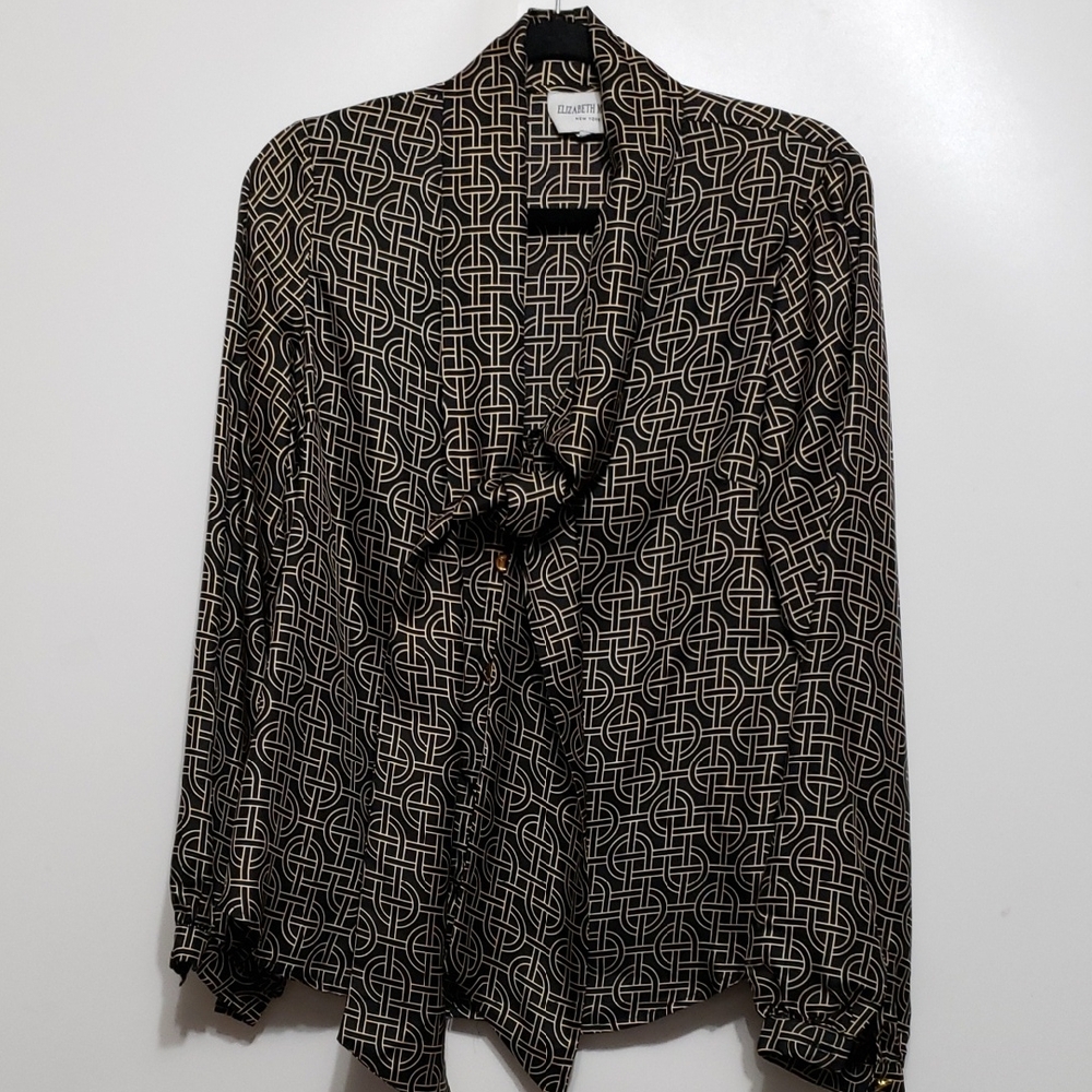 ELIZABETH McKAY New York 100% Silk Chain Geometric Shirt Detail Top